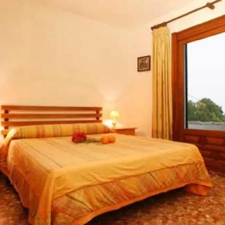 Bonestar Villa *